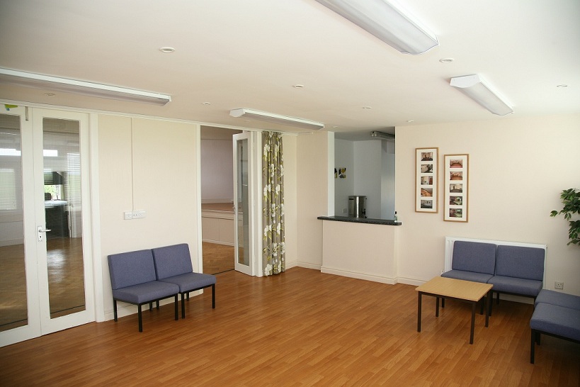 Garden Room showing service hatch to kitchen